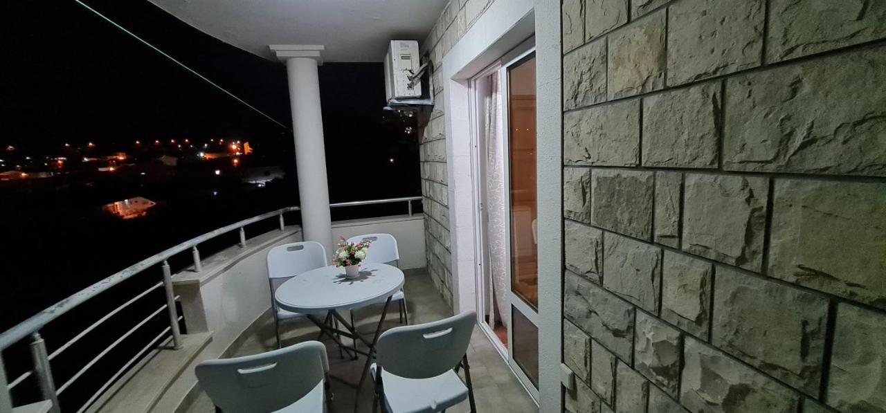 Meti Apartments Улцинь Экстерьер фото