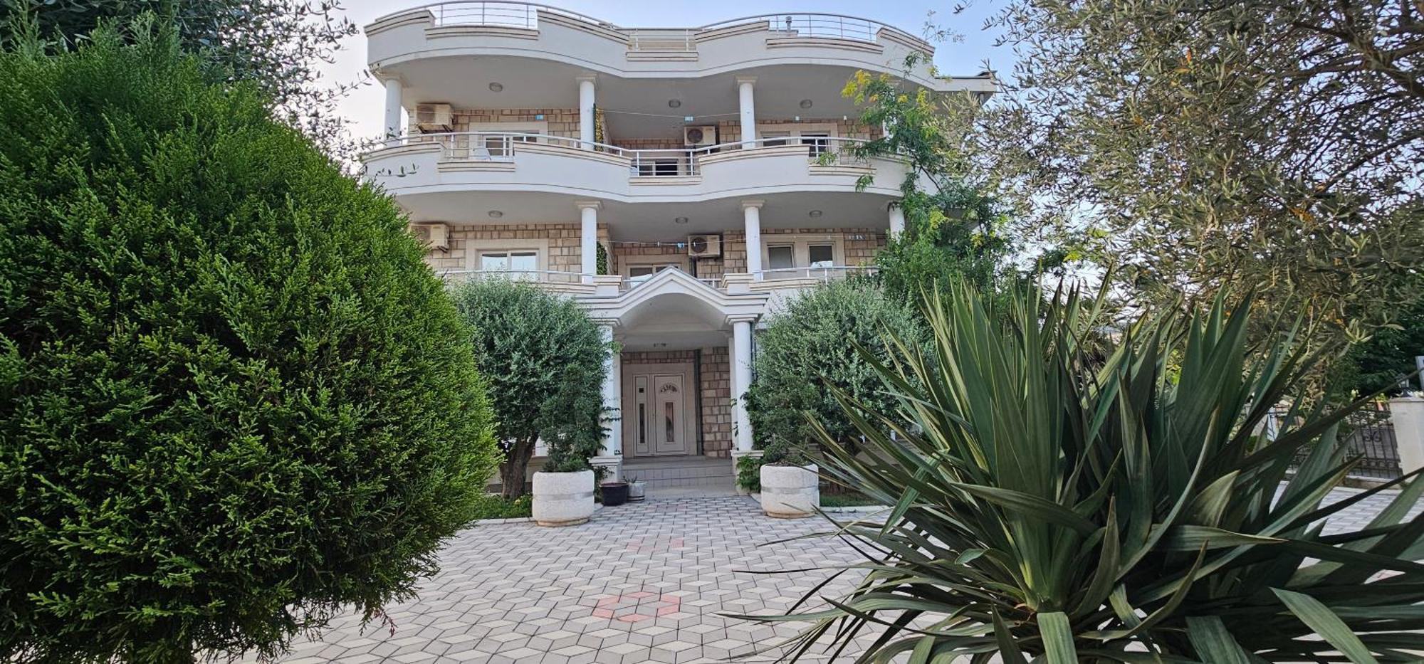 Meti Apartments Улцинь Экстерьер фото